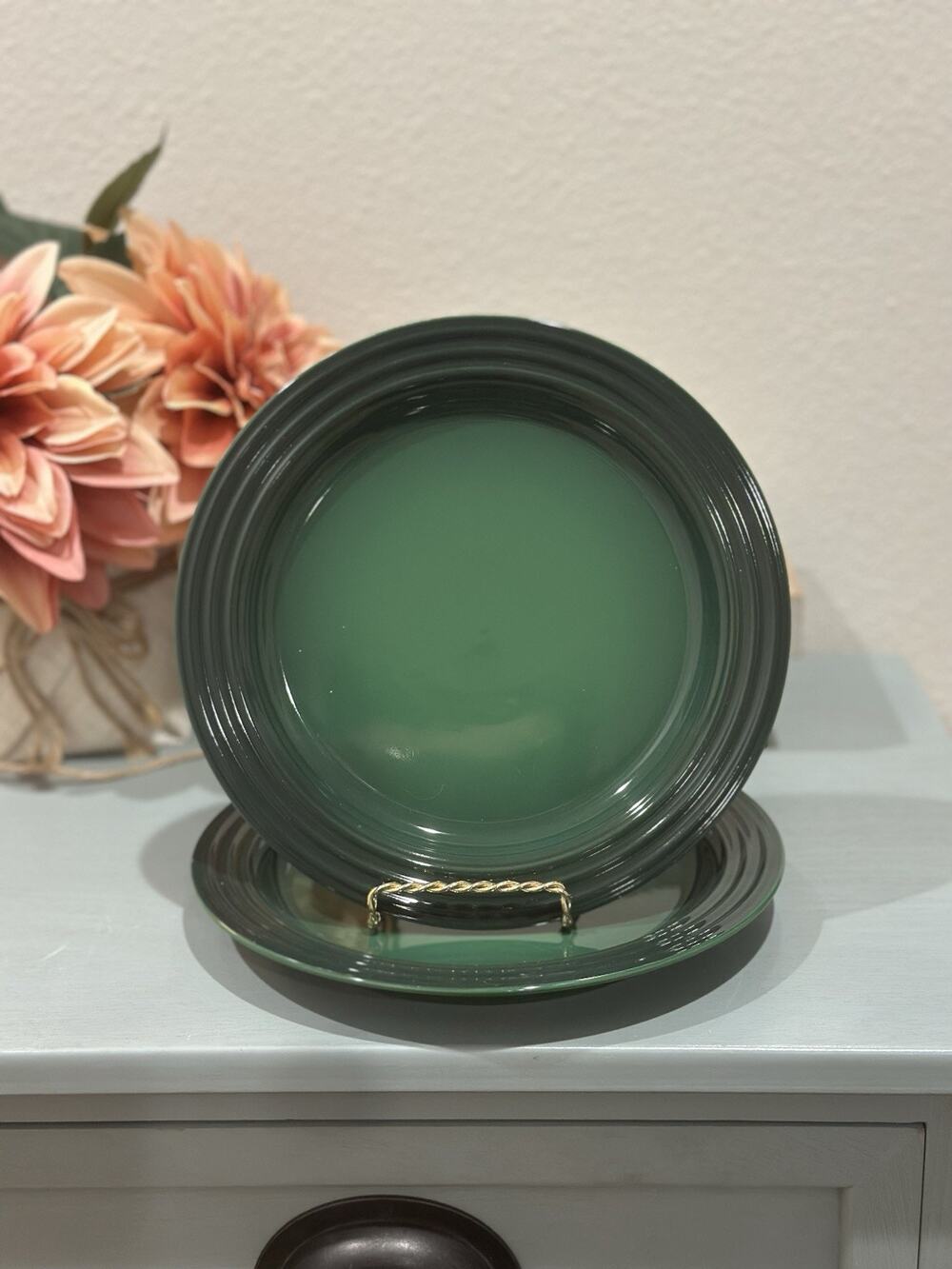 Le Creuset Cactus Green Salad Plates 22cm/ 8.5” Set of 2 Seconds